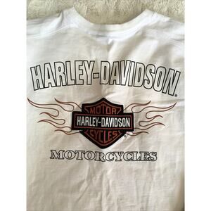 Vintage Harley Davidson Long Sleeve w/ Flames Large Embroidered Back Size Large